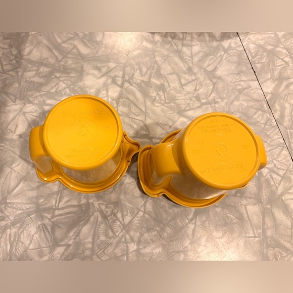 Vintage Tupperware Cream and Sugar Bowl Harvest Gold with Flip Top Lids Set - Picture 3 of 9